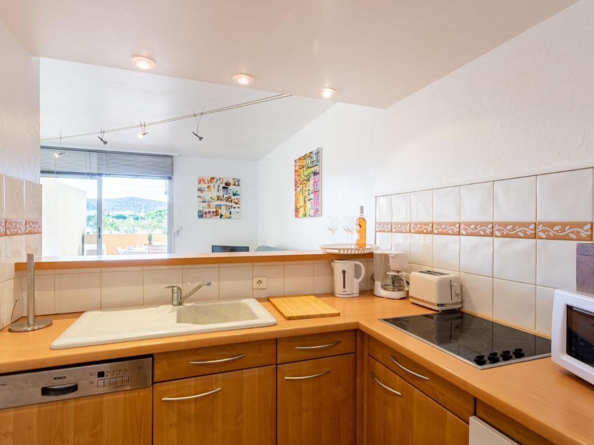 Apartment le Port de Bormes Extérieur photo