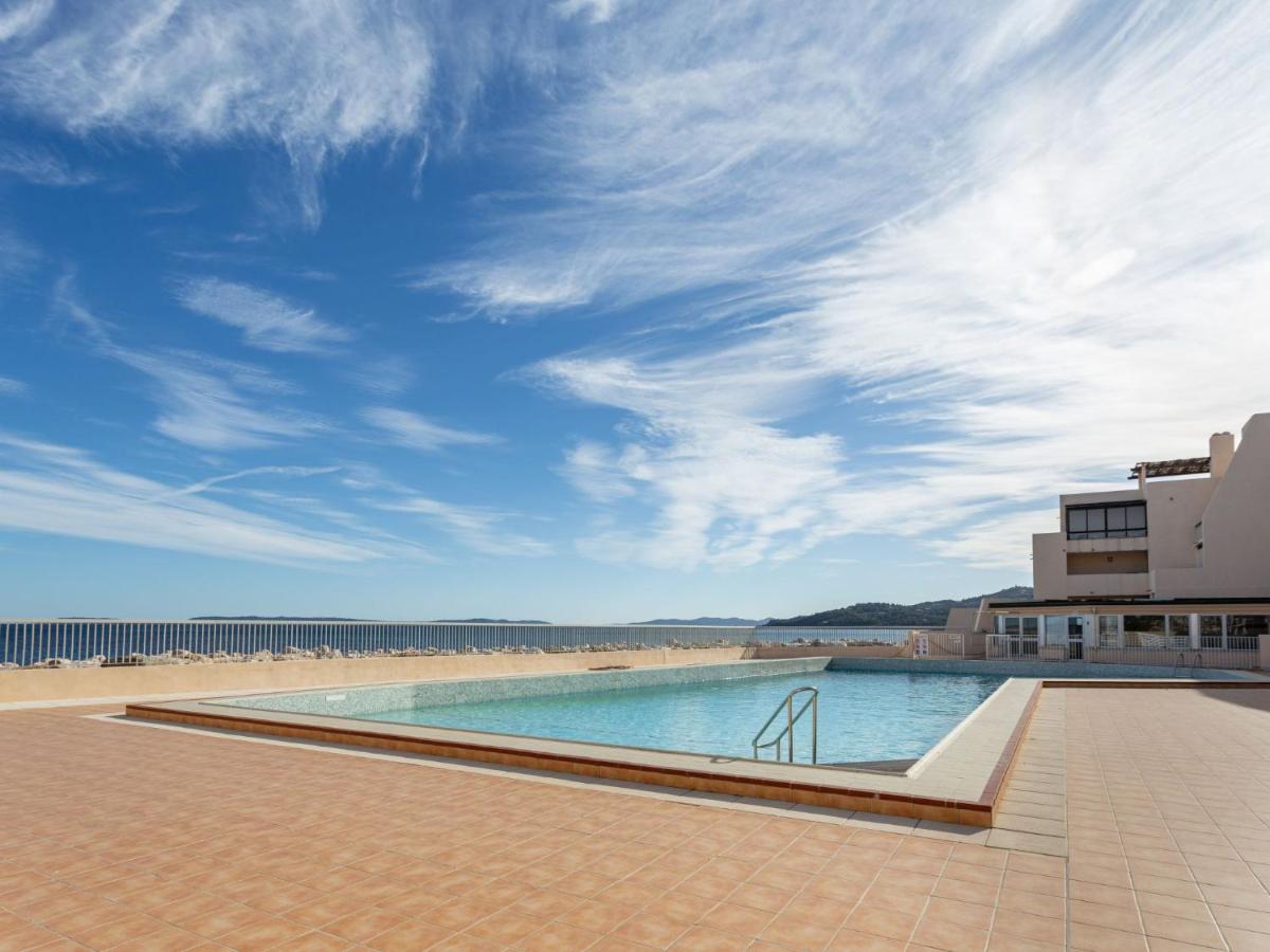 Apartment le Port de Bormes Extérieur photo